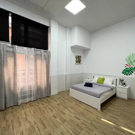 Nou Benicalap Luxury Apart 3* Valencia