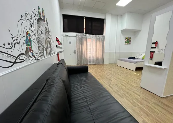 Szálloda Nou Benicalap Luxury Apart 3*