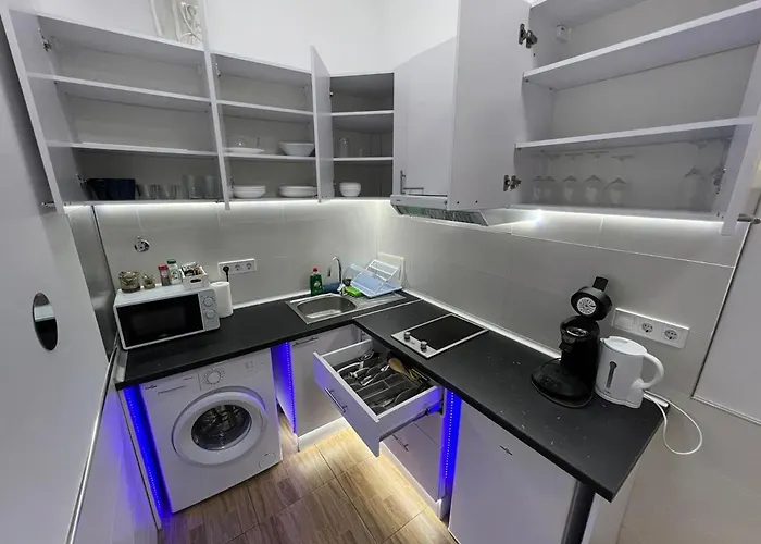 Nou Benicalap Luxury Apart 3* Valencia