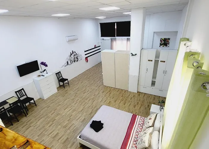 Nou Benicalap Luxury Apart 3*