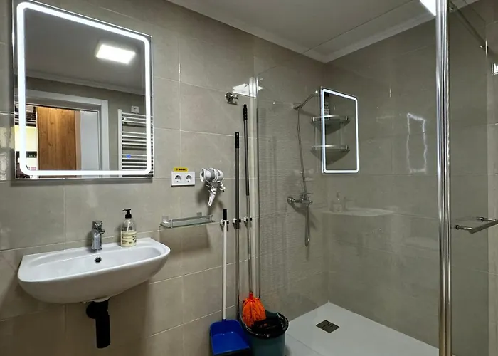Nou Benicalap Luxury Apart 3* Valencia
